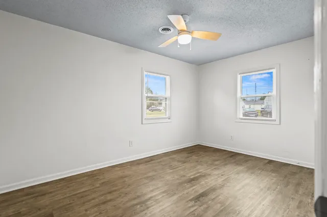 $1,600 | 3043 Terry Drive, North Charleston, SC 29405