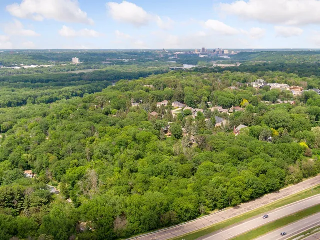 $675,000 | 196 X Glenhill Road, Mendota Heights, MN 55118