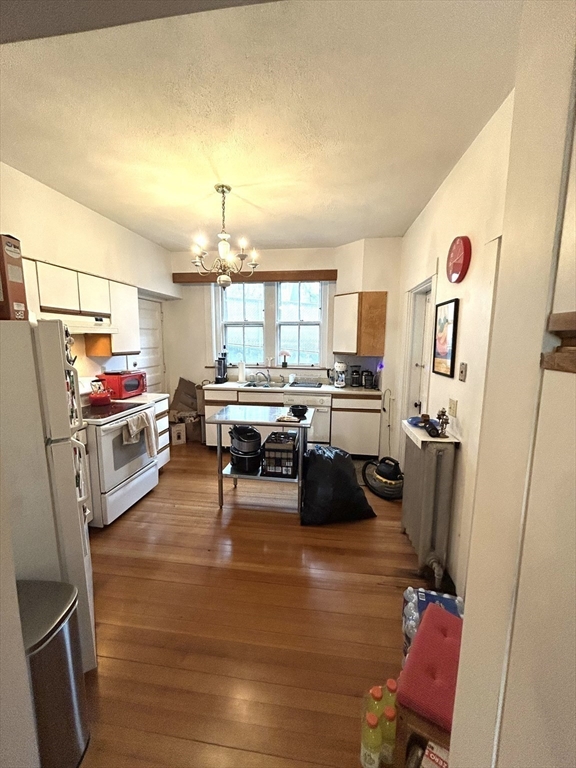 1677 Beacon Street, Unit 2 Brookline, MA 02445 - Photo 4 of 15