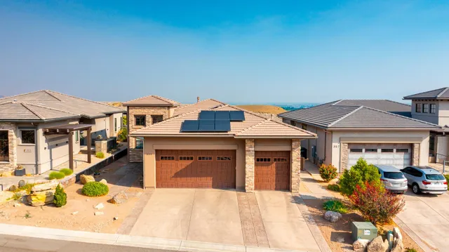 a house view with a outdoor space