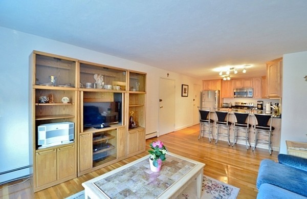 24 Whitman Road, Unit 12 Waltham, MA 02453 - Photo 8 of 16 Gallery Image 8