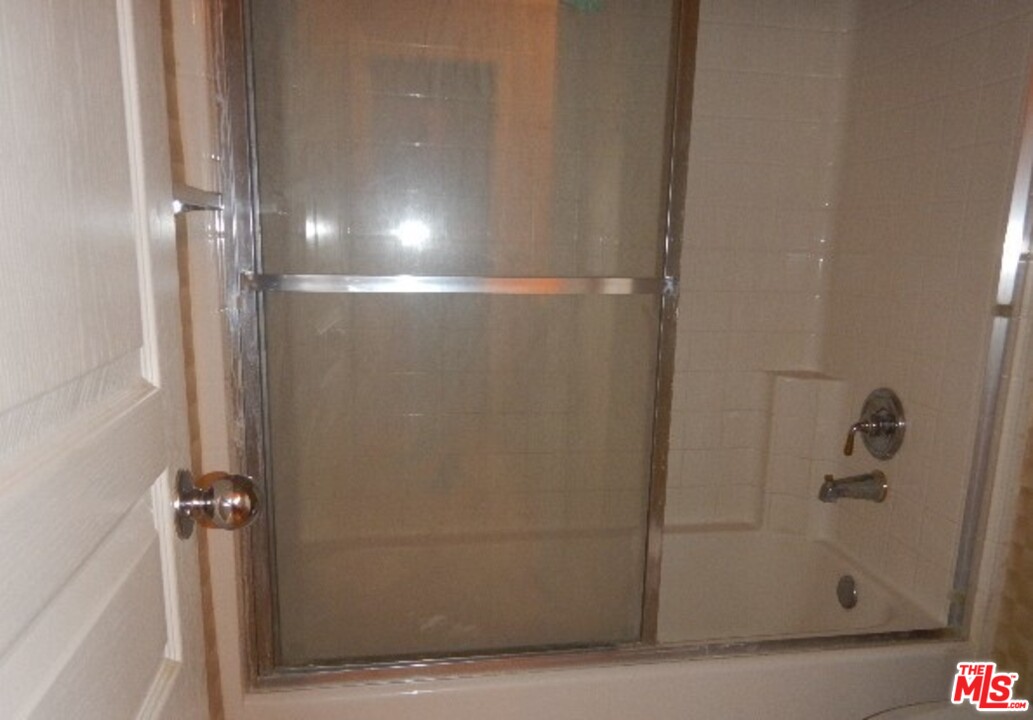 1109 Autumn Leaf Court Carson, CA 90746 - Photo 2 of 12