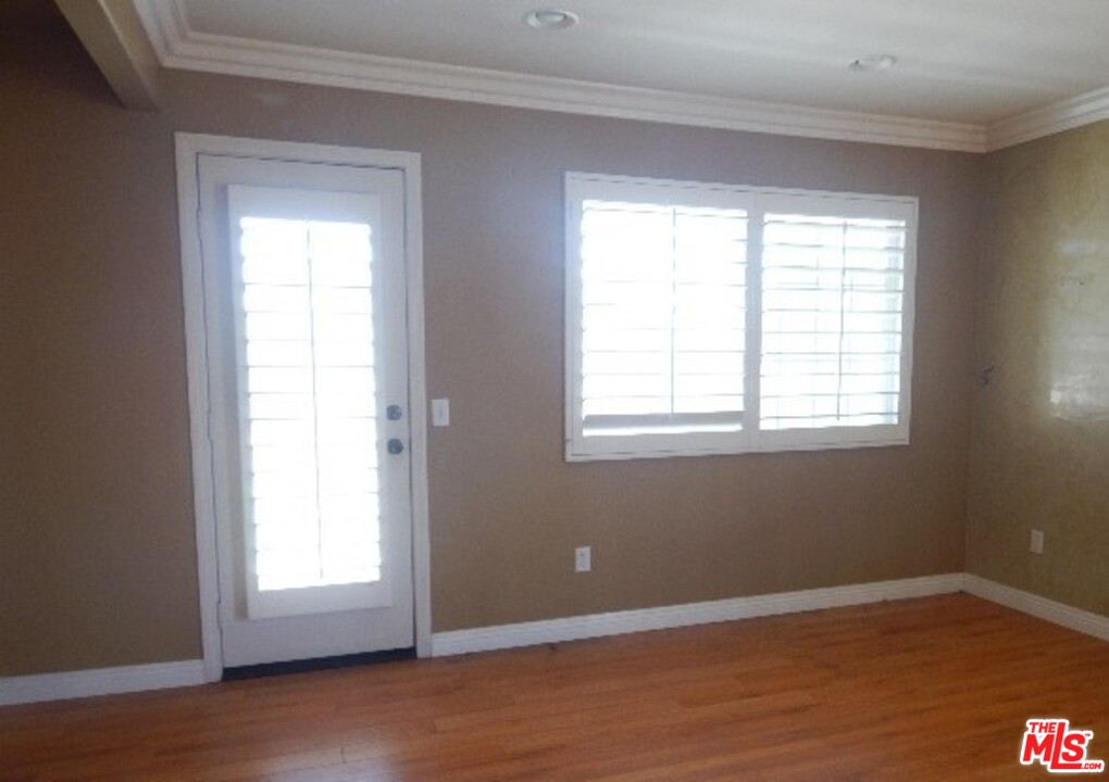 1109 Autumn Leaf Court Carson, CA 90746 - Photo 11 of 12