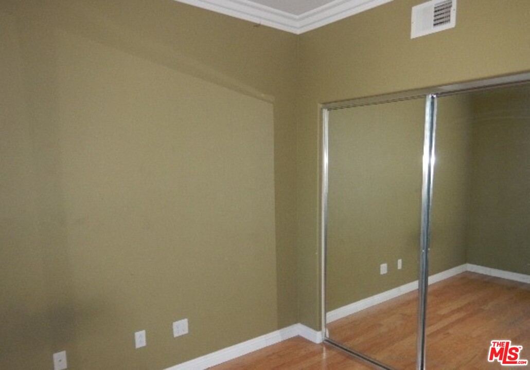 1109 Autumn Leaf Court Carson, CA 90746 - Photo 9 of 12