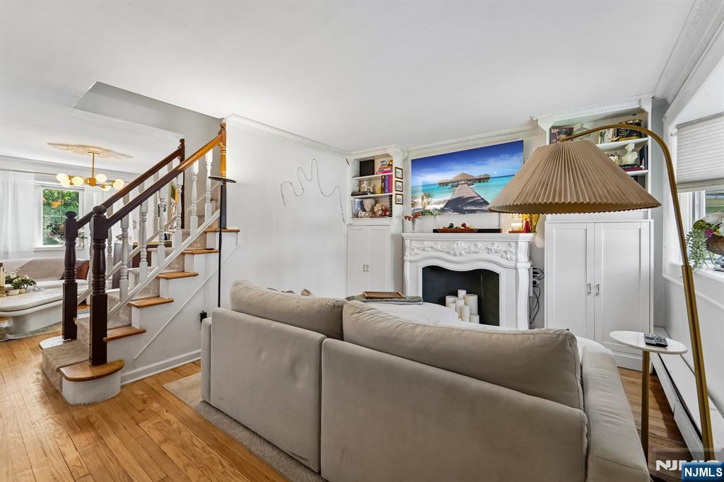 67 Marlboro Road Clifton, NJ 07012 - Photo 4 of 42