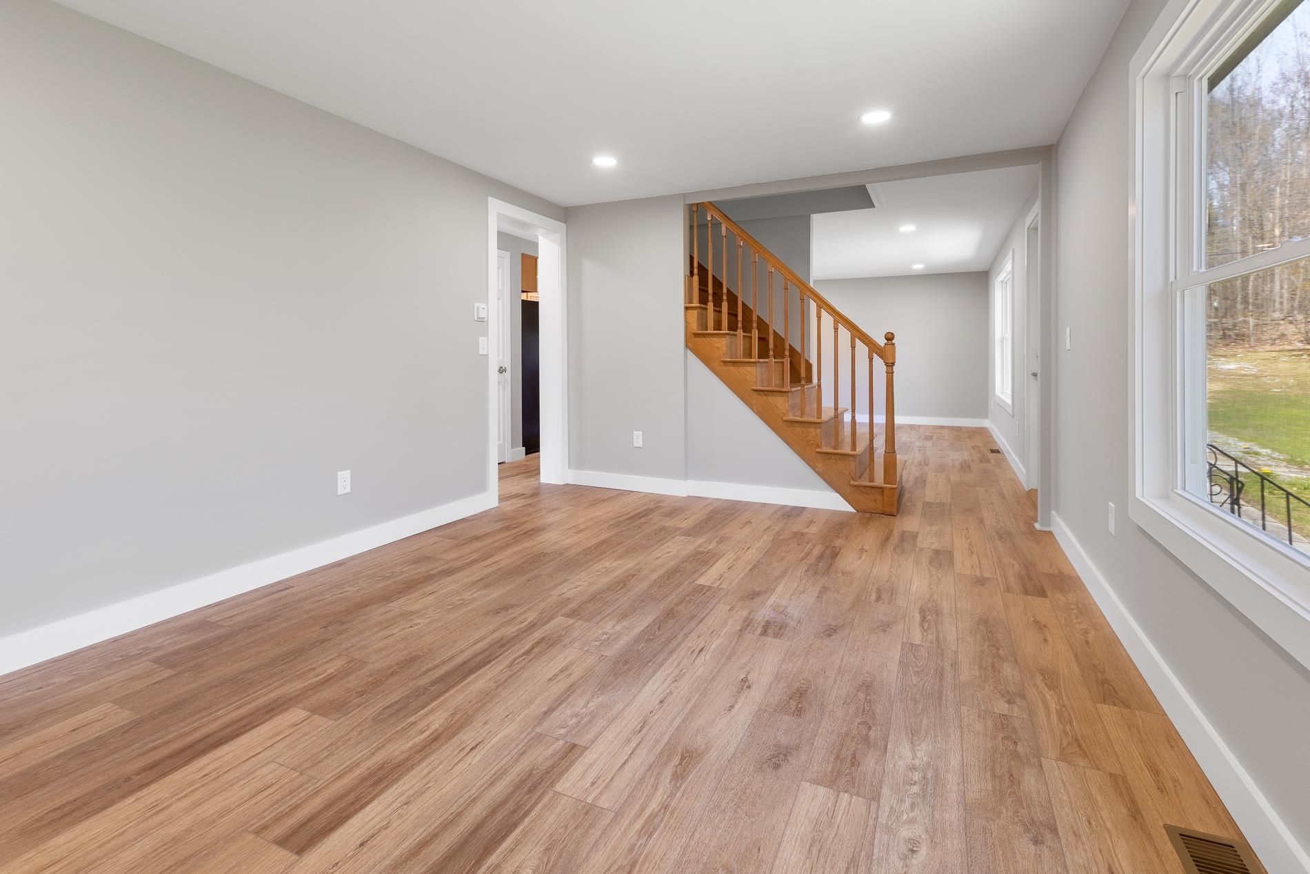 250 Hardy Hill Road Lebanon, NH 03766 - Photo 11 of 30 Gallery Image 11