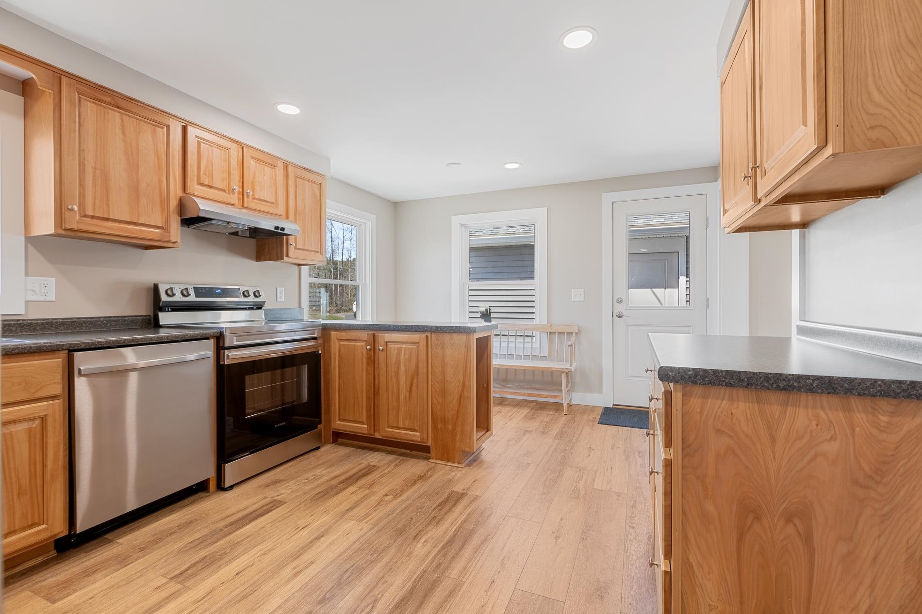 250 Hardy Hill Road Lebanon, NH 03766 - Photo 3 of 30 Gallery Image 3