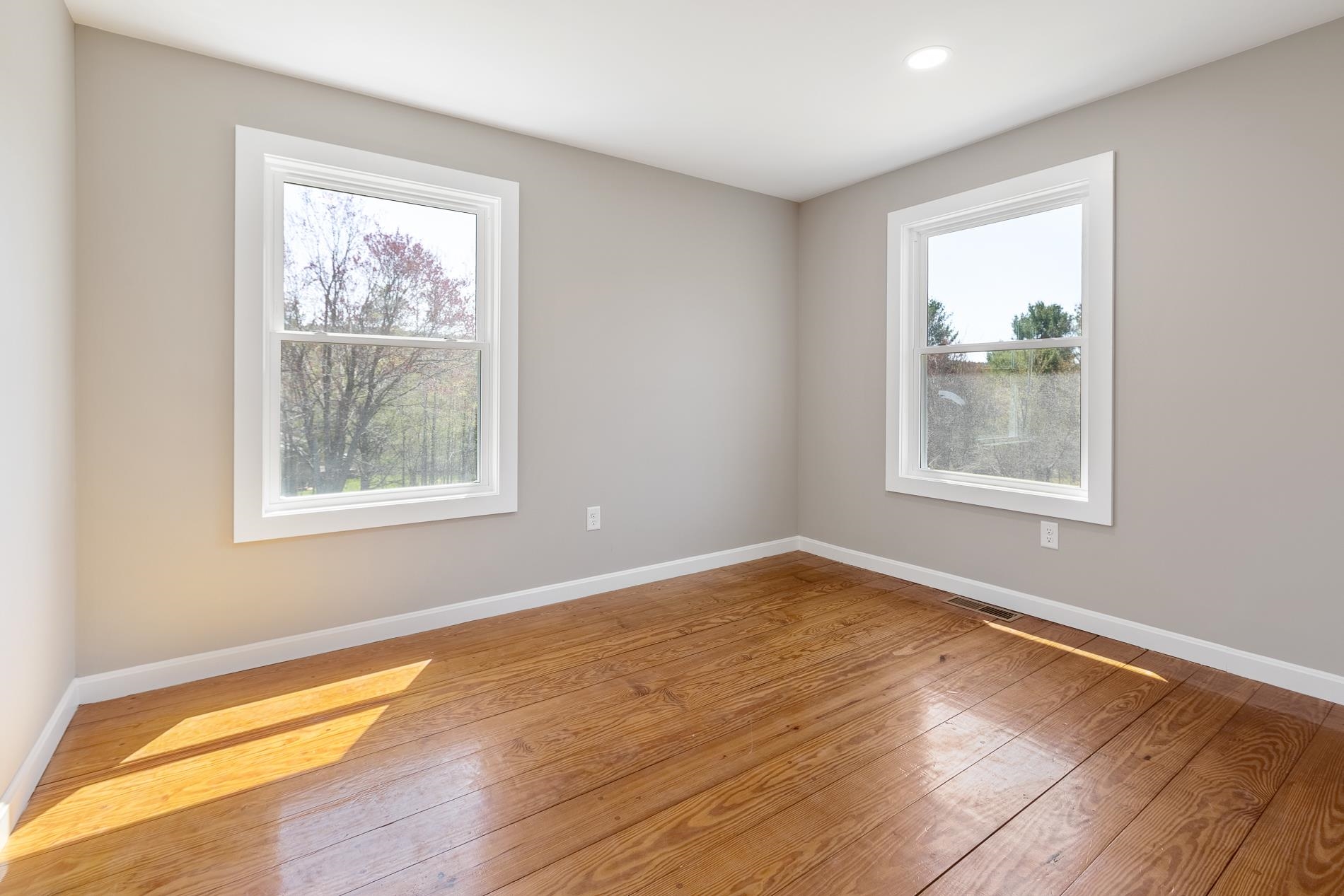 250 Hardy Hill Road Lebanon, NH 03766 - Photo 10 of 30 Gallery Image 10