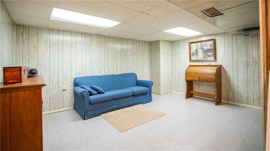 3299 Valley View Road Sharpsville, PA 16150 - Photo 17 of 25 Gallery Image 17