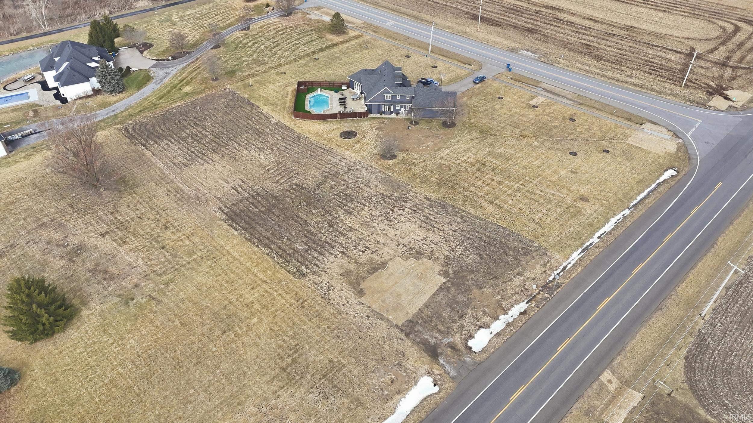 8849 Schwartz Road Fort Wayne, IN 46835 - Photo 15 of 24 Gallery Image 15