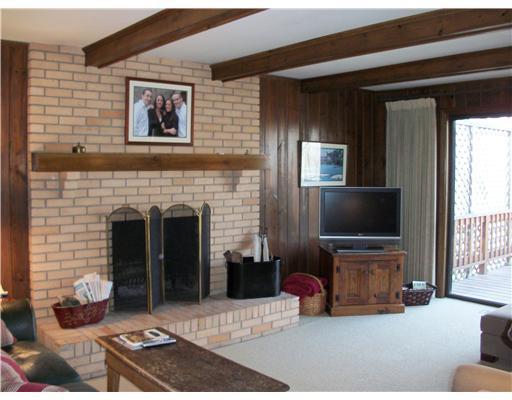 107 Frick Road Pittsburgh, PA 15238 - Photo 8 of 18 Great Room.