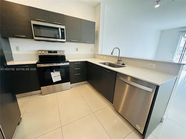 $2,500 | 3442 Northwest 13th Street, Unit 3442, Lauderhill, FL 33311