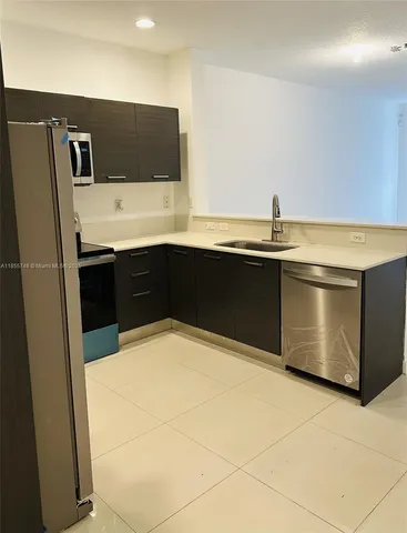 $2,550 | 3442 Northwest 13th Street, Unit 3442, Lauderhill, FL 33311