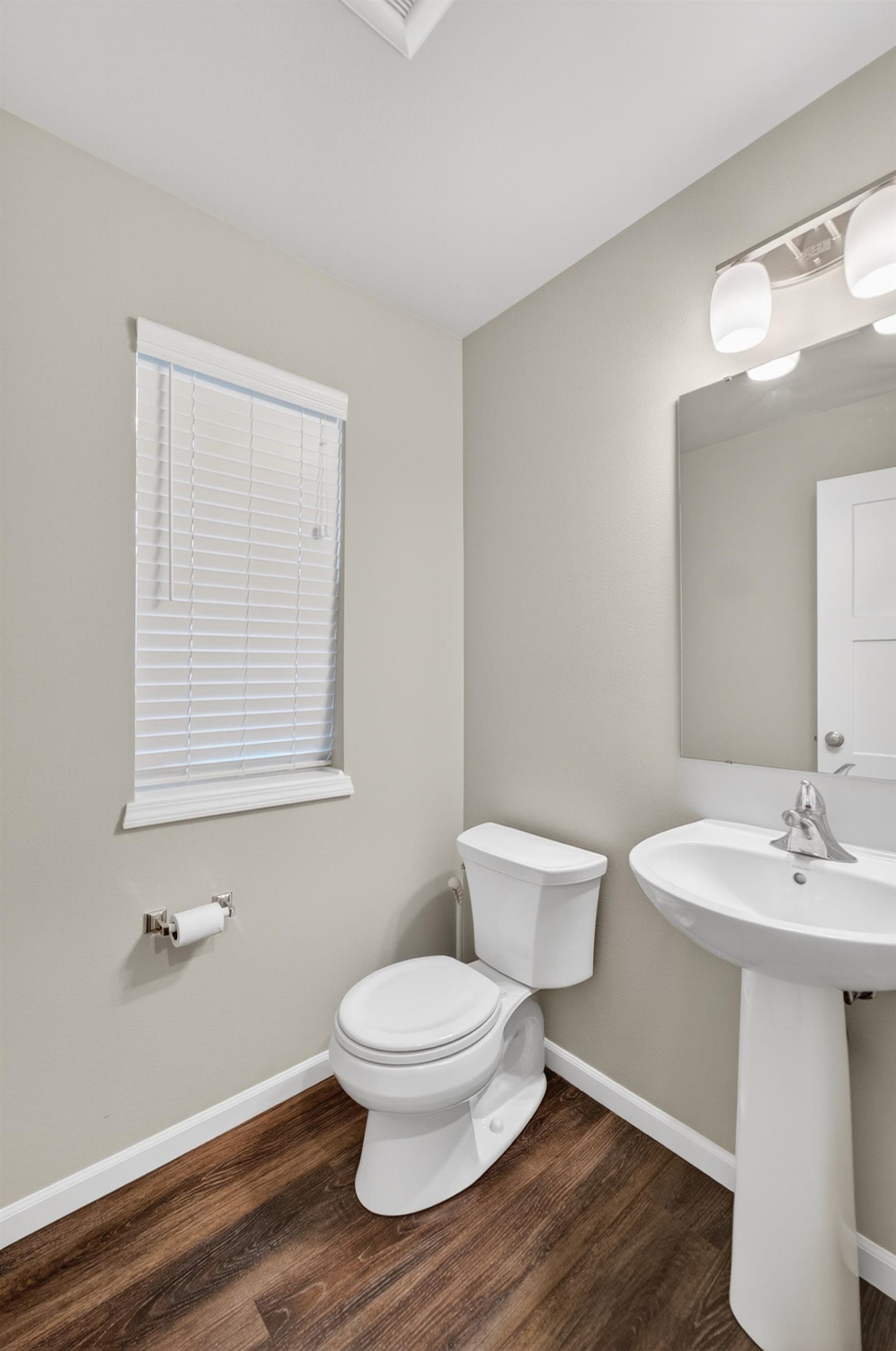 9338 Highland Gate Way Verona, WI 53593 - Photo 11 of 23