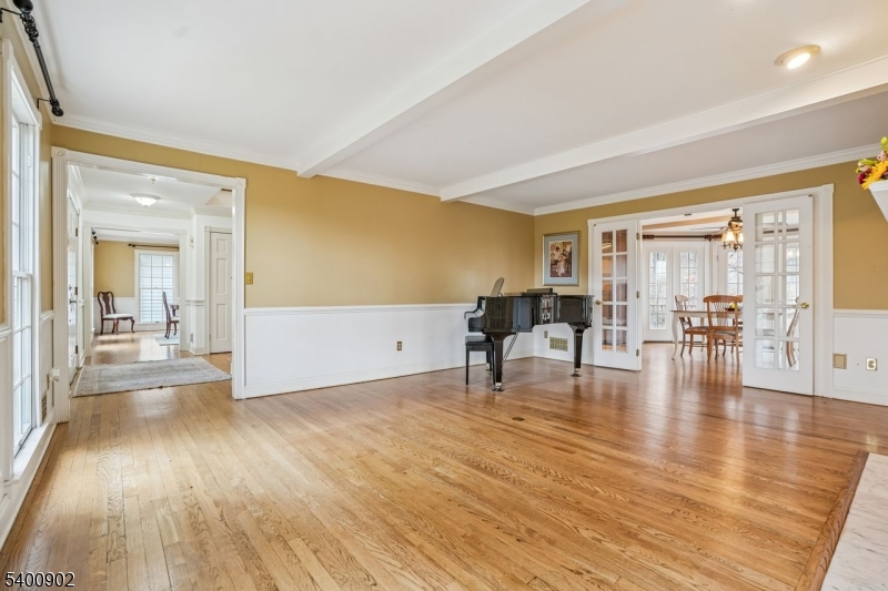 3 Spring House Road Bernardsville, NJ 07924 - Photo 7 of 46