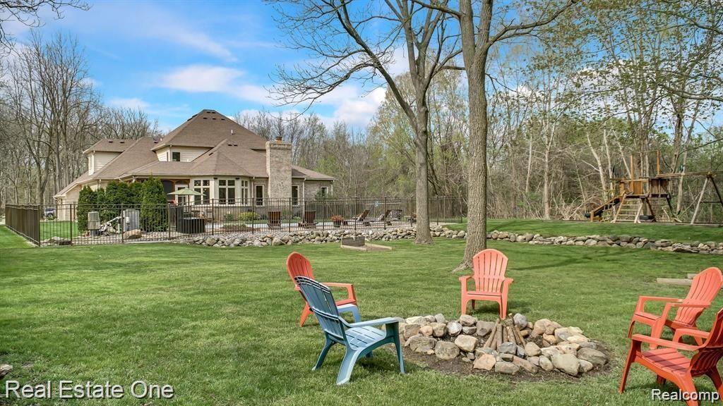290 East Gunn Road Rochester, MI 48306 - Photo 76 of 86
