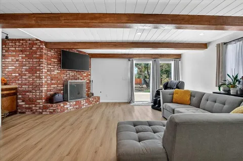$1,095,000 | 2950 Oak Pointe Drive, Lompoc, CA 93436