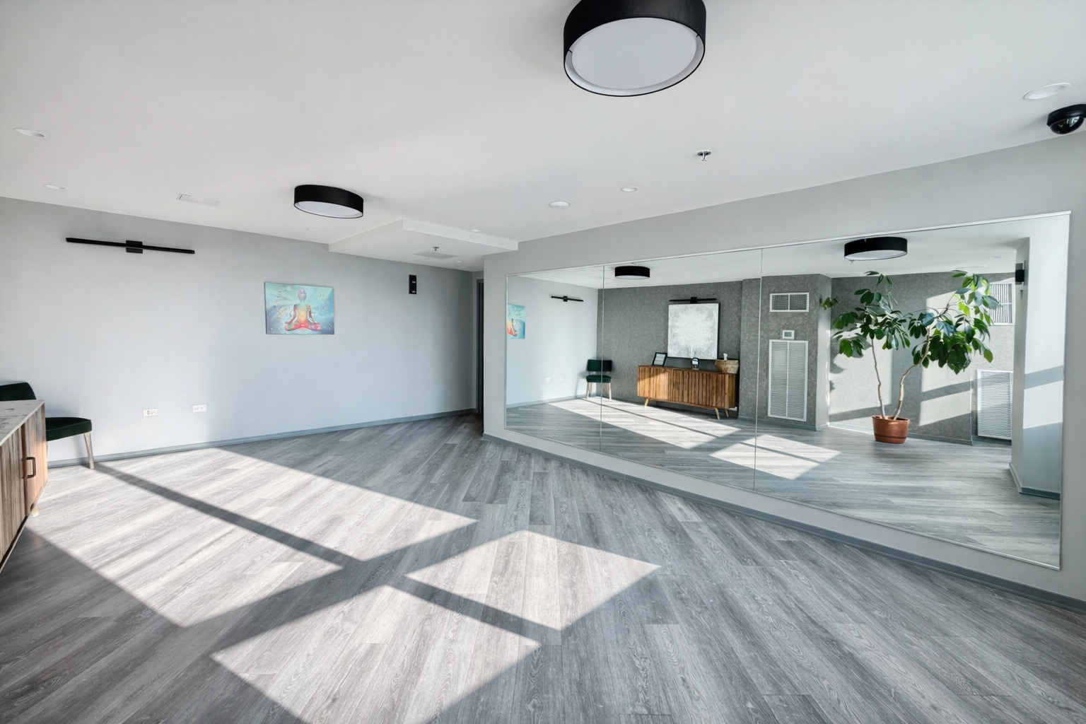 701 South Wells Street, Unit 1506 Chicago, IL 60607 - Photo 16 of 21 a bedroom with furniture and window