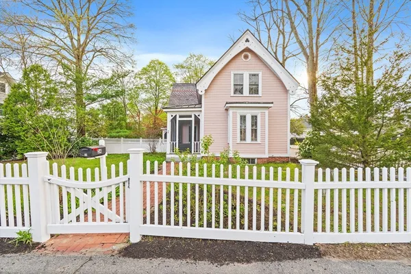 $1,095,000 | 32 Thoreau Street, Unit 32, Concord, MA 01742