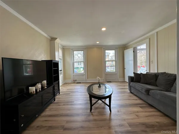 $324,000 | 34 Smith Street, Poughkeepsie, NY 12601