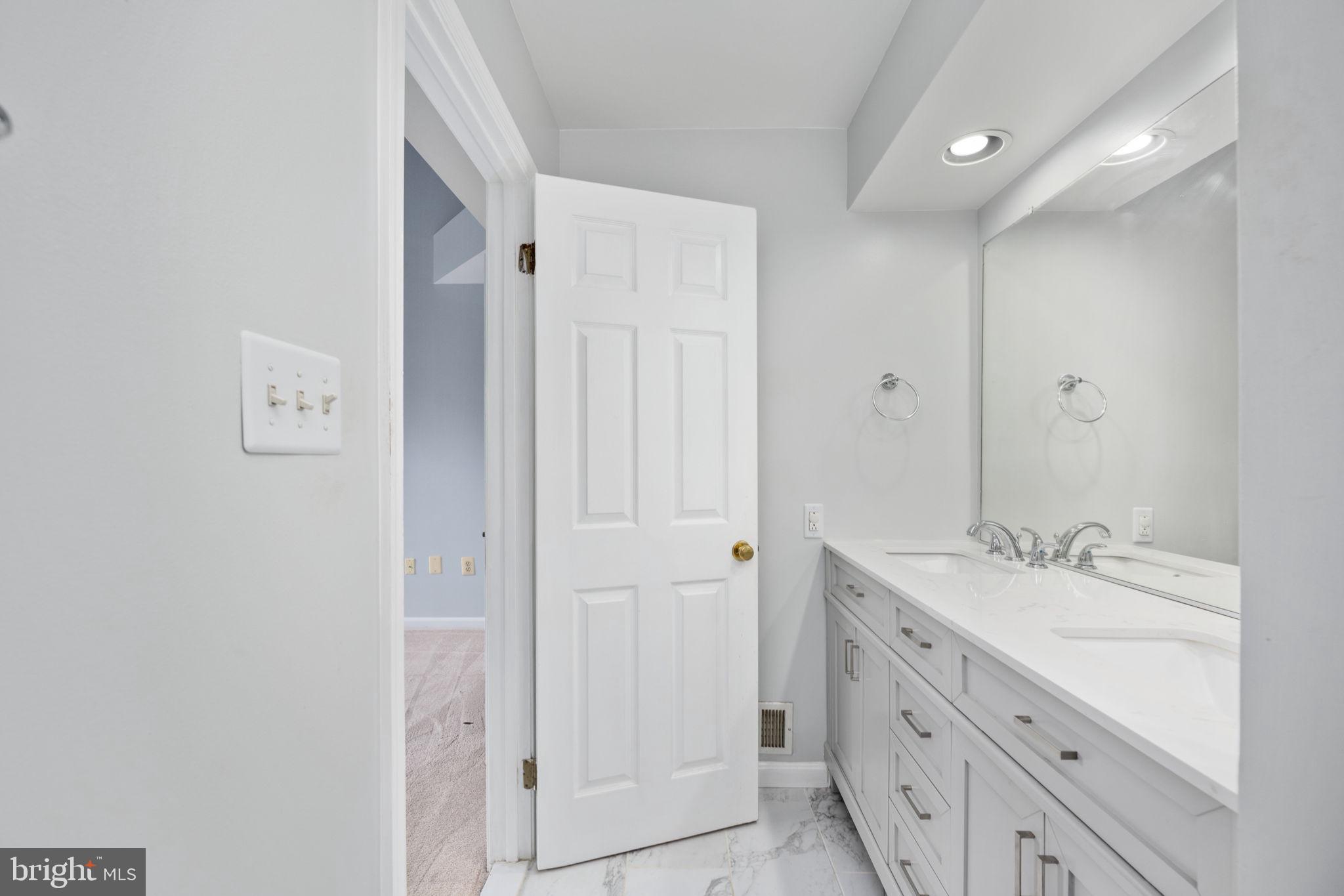 7882 Blue Gray Circle Manassas, VA 20109 - Photo 28 of 51