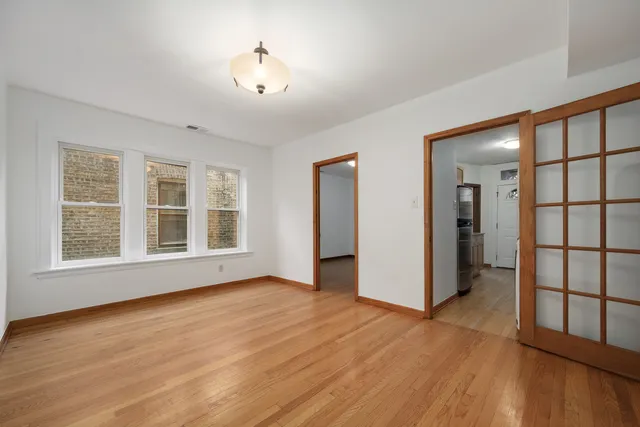 $289,000 | 5621 North Christiana Avenue, Unit 2, Chicago, IL 60659