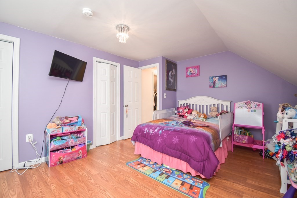 33 Gertrude Street Springfield, MA 01118 - Photo 21 of 41 Gallery Image 21