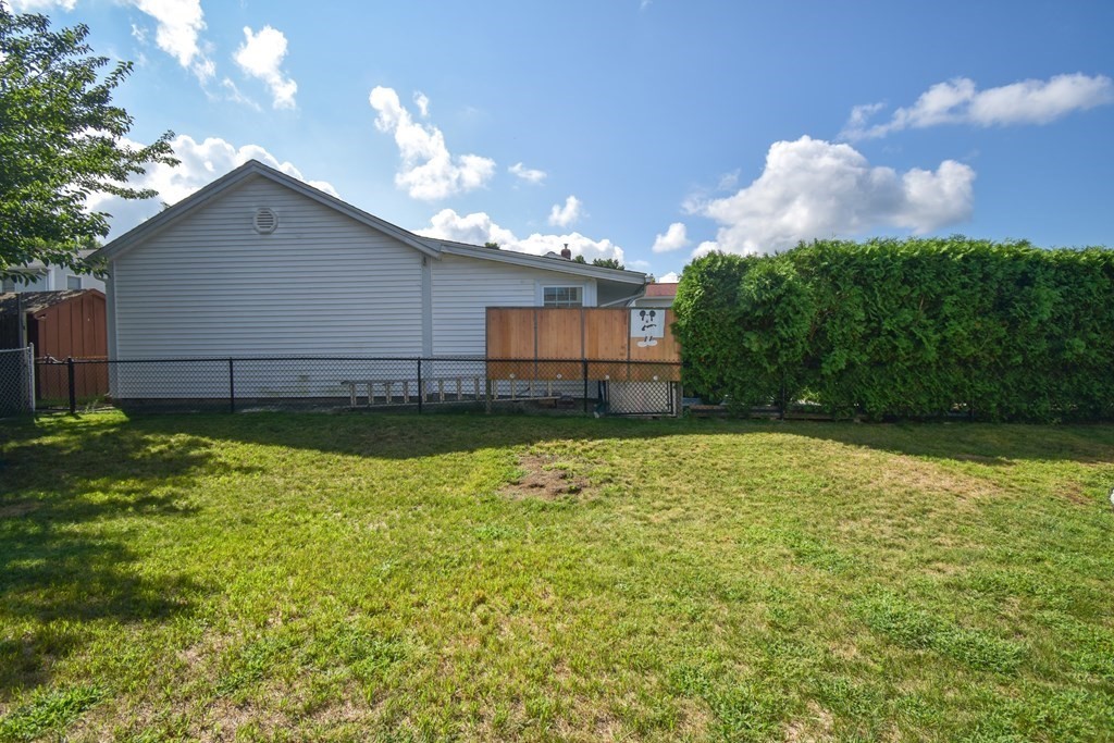 33 Gertrude Street Springfield, MA 01118 - Photo 31 of 41 Gallery Image 31