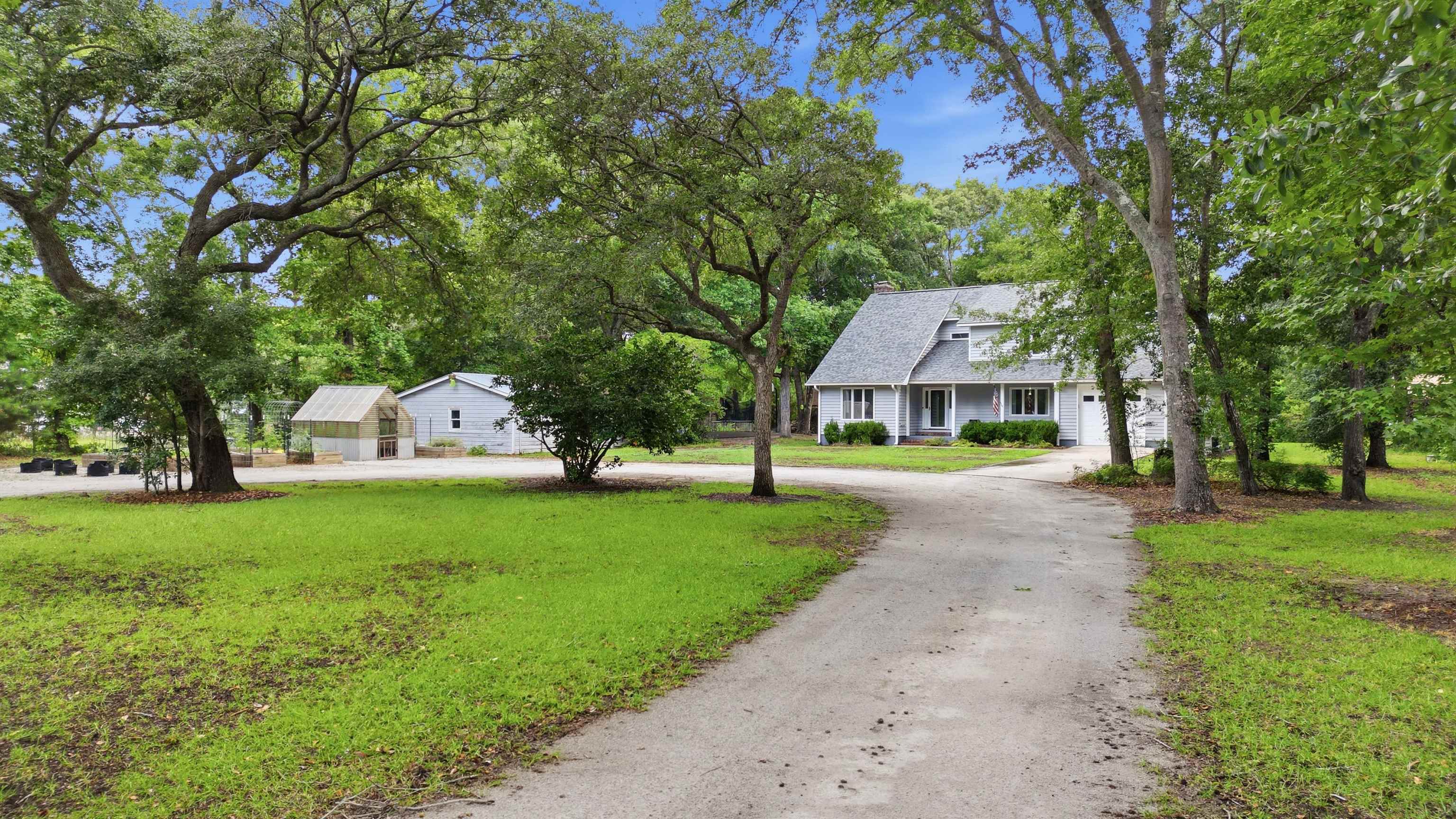 5270 Berkeley Court Murrells Inlet, SC 29576 - Photo 2 of 49