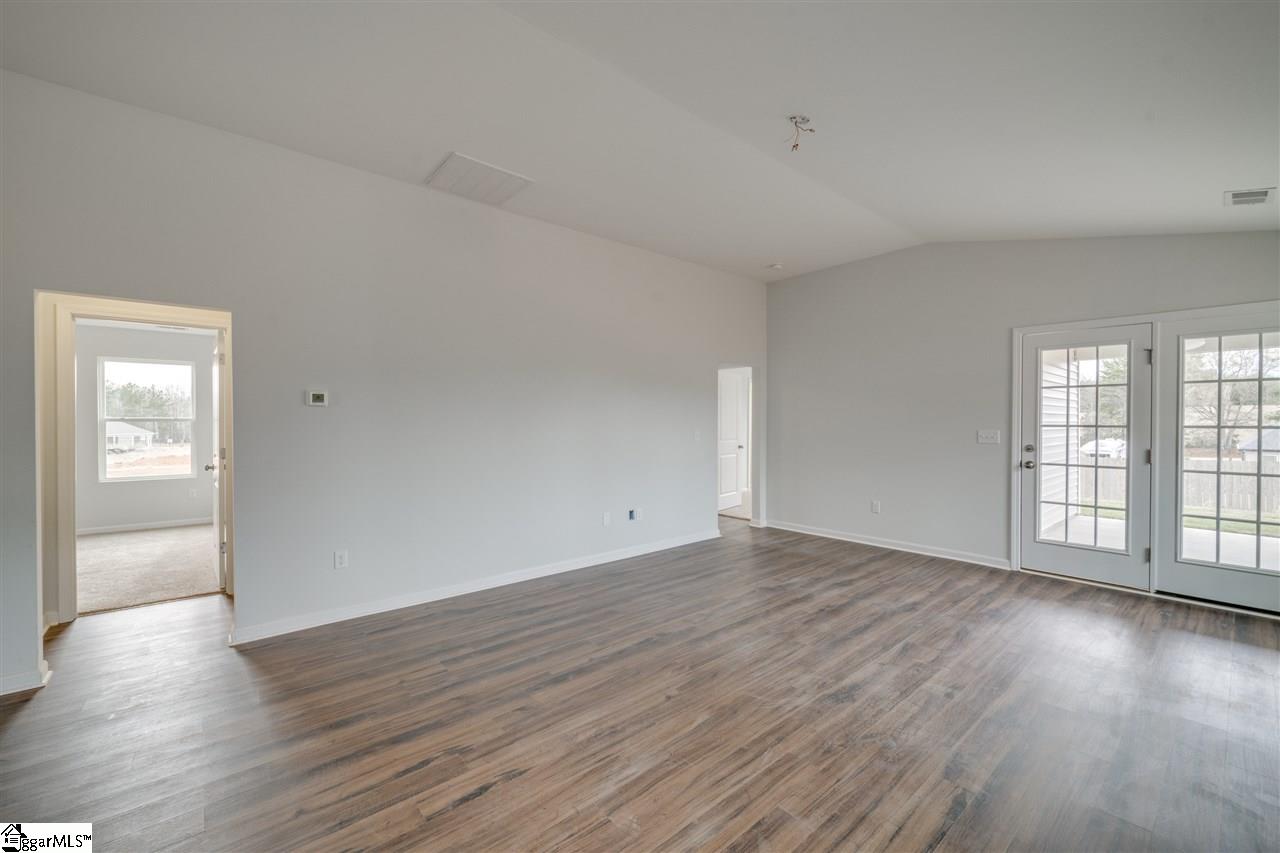 626 Ridgeville Crossing Drive Inman, SC 29349 - Photo 7 of 13