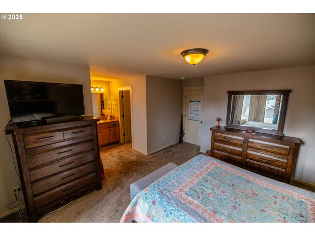 $402,500 | 1009 Hoodview Place, Goldendale, WA 98620