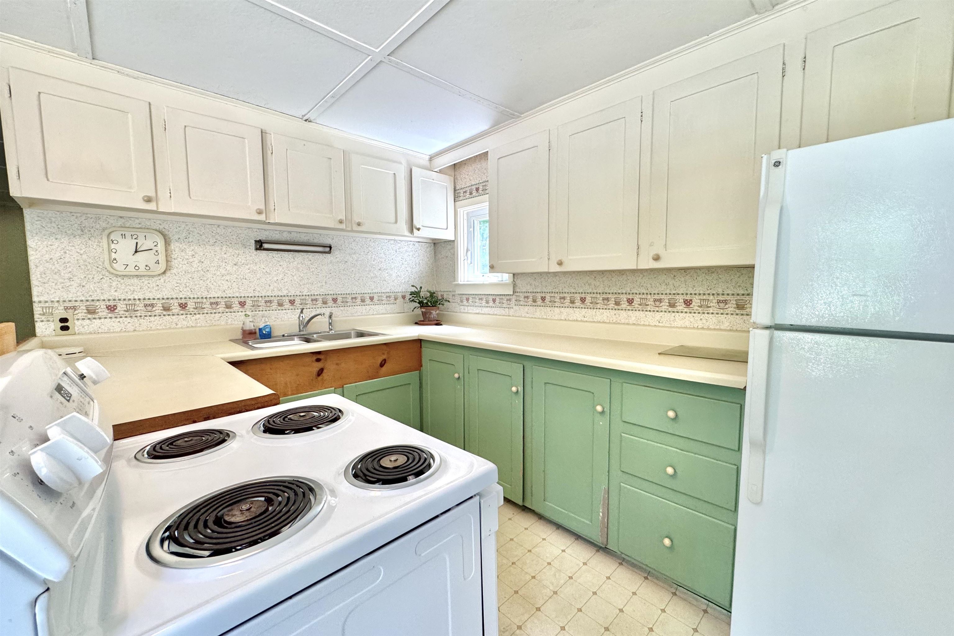 42 South Main Street Brookline, NH 03033 - Photo 20 of 43
