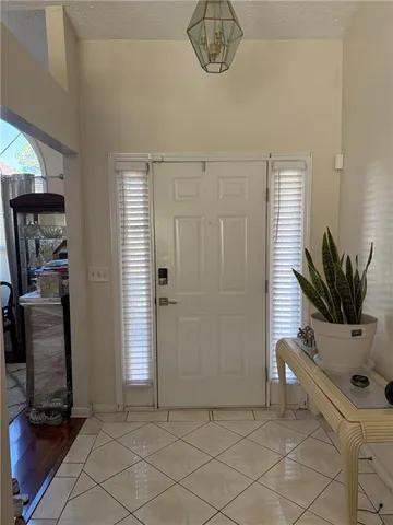 a view of entryway with a potted plant