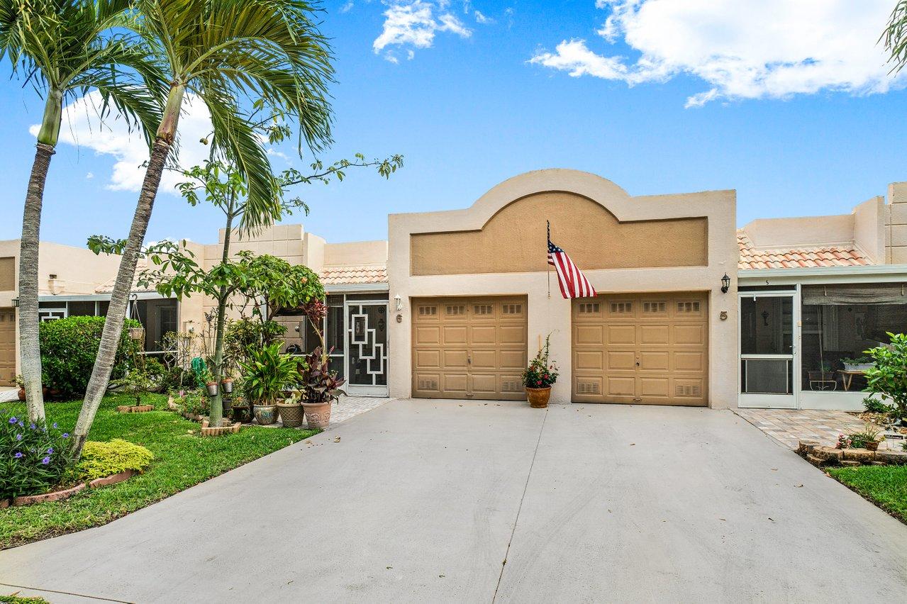 18940 Stewart Circle, Unit 6 Boca Raton, FL 33496 - Photo 1 of 15 Front