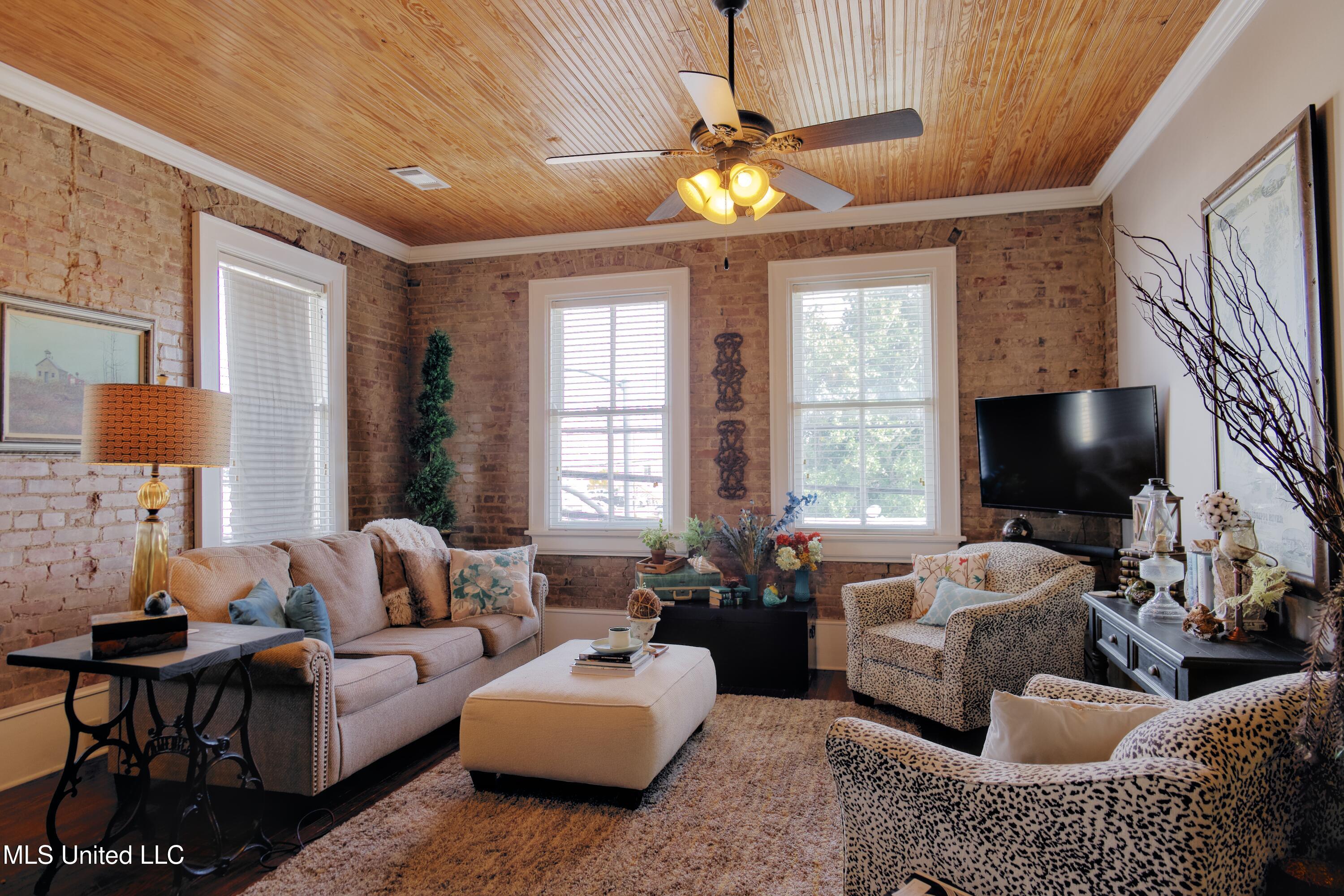 200 State Street, Unit 2A Natchez, MS 39120 - Photo 12 of 21 P1177889