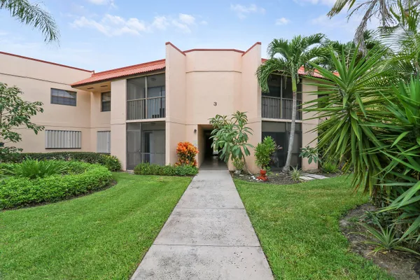$169,900 | 1999 Northeast Collins Circle, Unit 3100, Jensen Beach, FL 34957