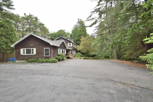 $765,000 | 10 Durham Road, Freeport, ME 04032