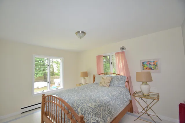 $765,000 | 10 Durham Road, Freeport, ME 04032