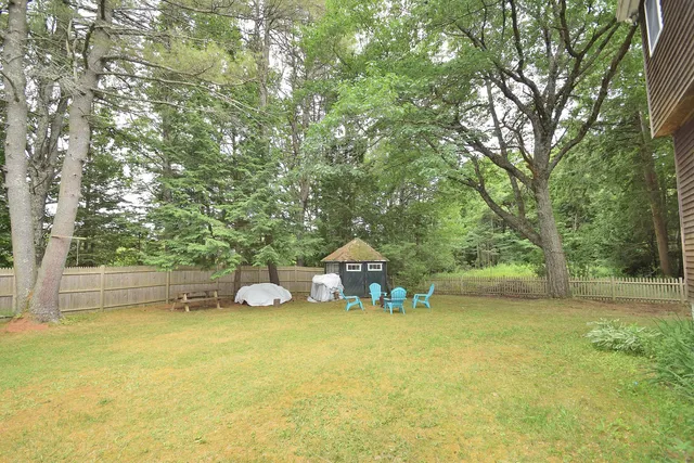 $765,000 | 10 Durham Road, Freeport, ME 04032