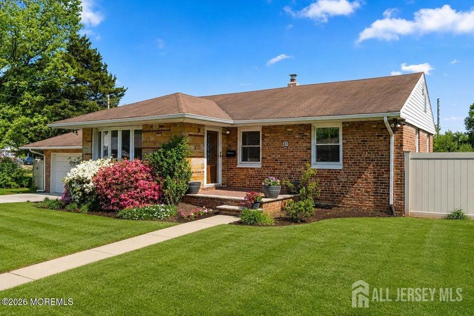 31 Stevens Road Edison, NJ 08817 - Photo 1 of 15