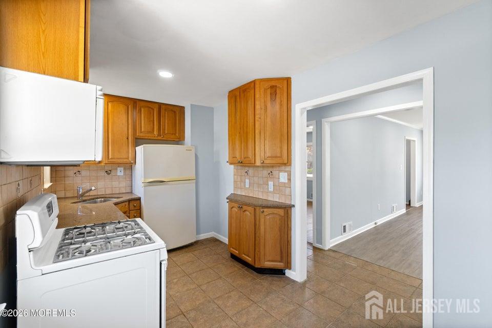 31 Stevens Road Edison, NJ 08817 - Photo 9 of 15
