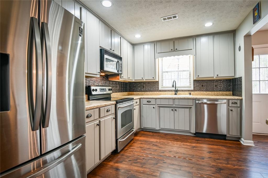 3545 Briscoe Drive Monroe, GA 30655 - Photo 12 of 49