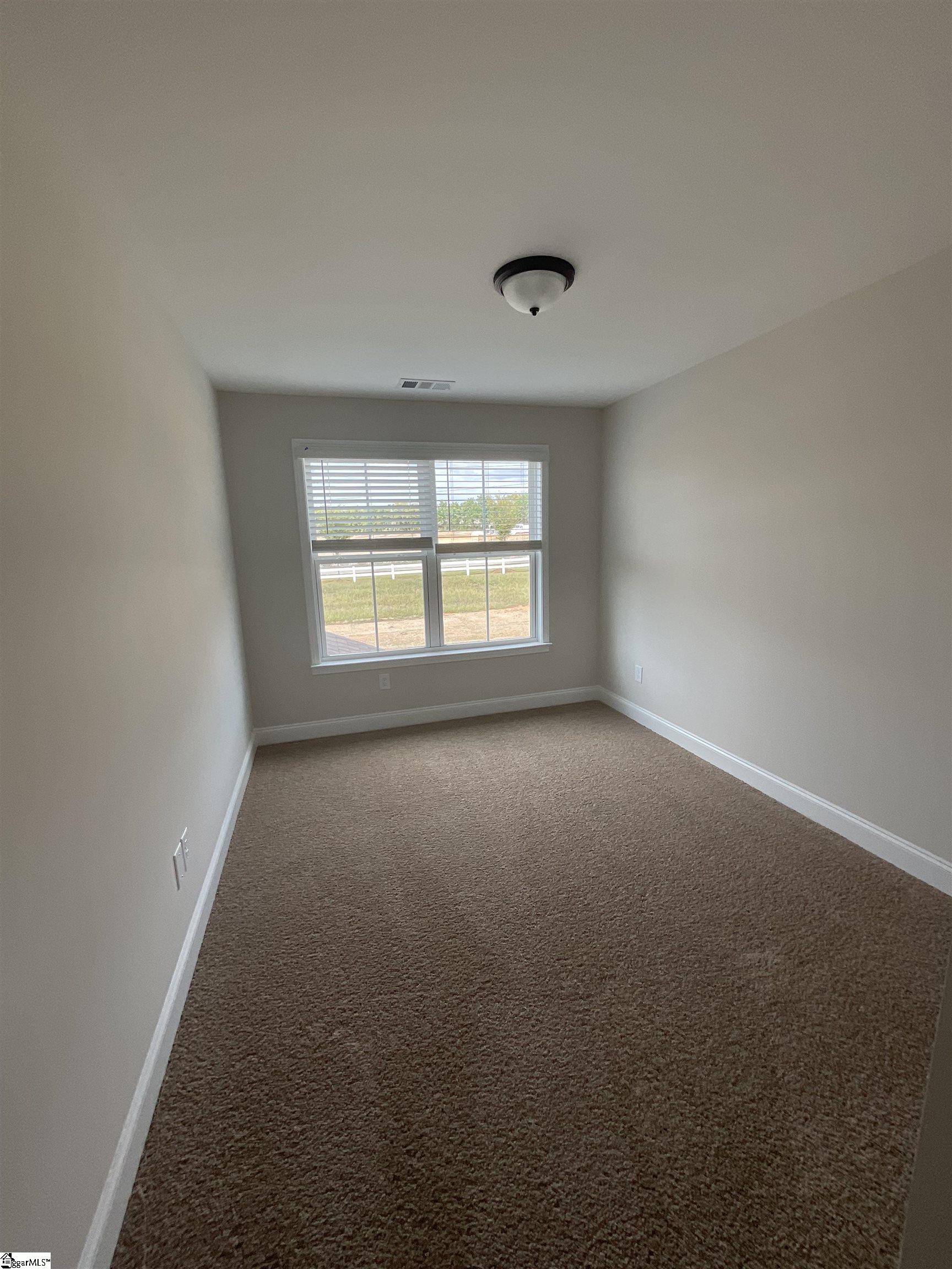 215 Lewes Avenue Simpsonville, SC 29681 - Photo 14 of 32