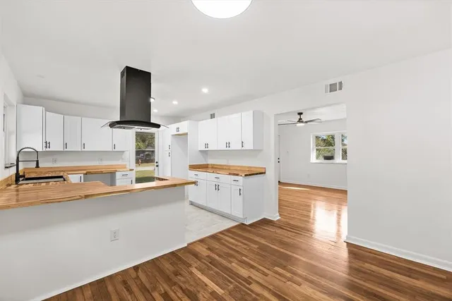 $319,990 | 1119 Pine Avenue, Fort Pierce, FL 34982