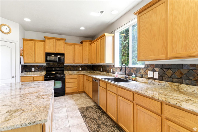 817 West 425 North Springville, UT 84663 - Photo 7 of 31