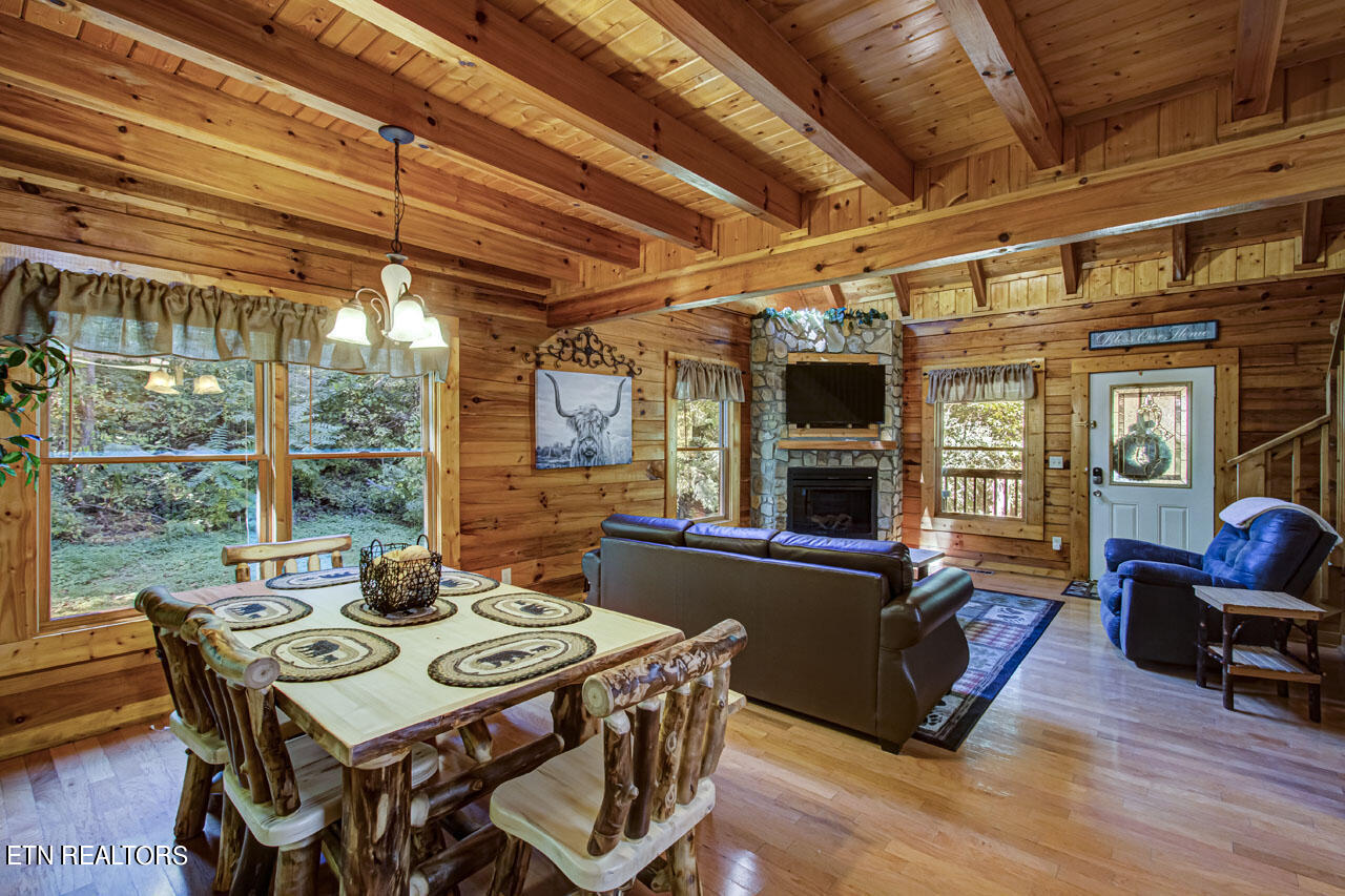 561 Blackberry Ridge Way Pigeon Forge, TN 37863 - Photo 12 of 35 IMG_0757LR