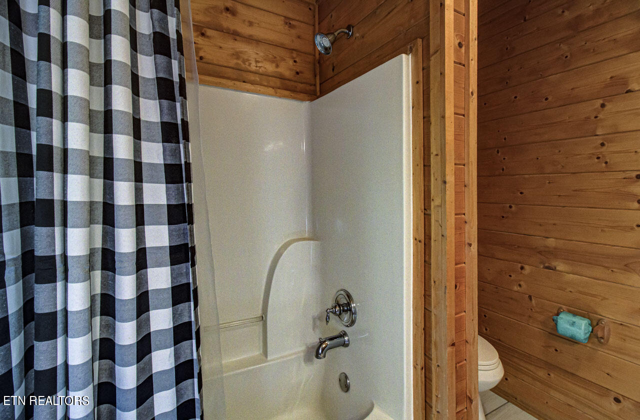 561 Blackberry Ridge Way Pigeon Forge, TN 37863 - Photo 29 of 35 IMG_5715LR