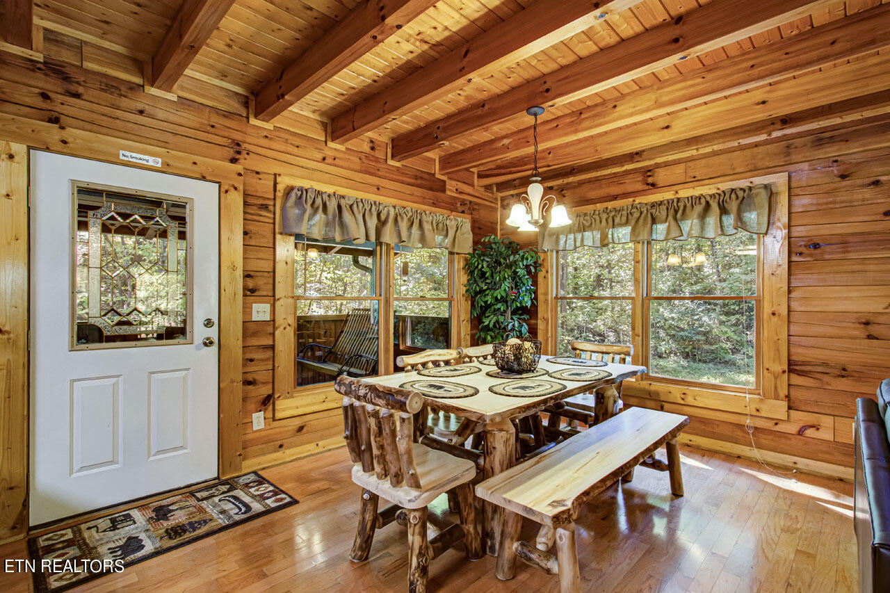 561 Blackberry Ridge Way Pigeon Forge, TN 37863 - Photo 10 of 35 IMG_0742LR