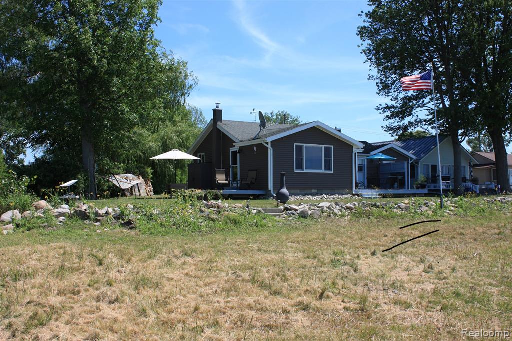 1724 Maple Road Sebewaing, MI 48759 - Photo 4 of 23