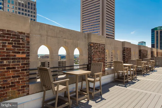 $1,000 | 26 South Calvert Street, Unit 1BR, Baltimore, MD 21202